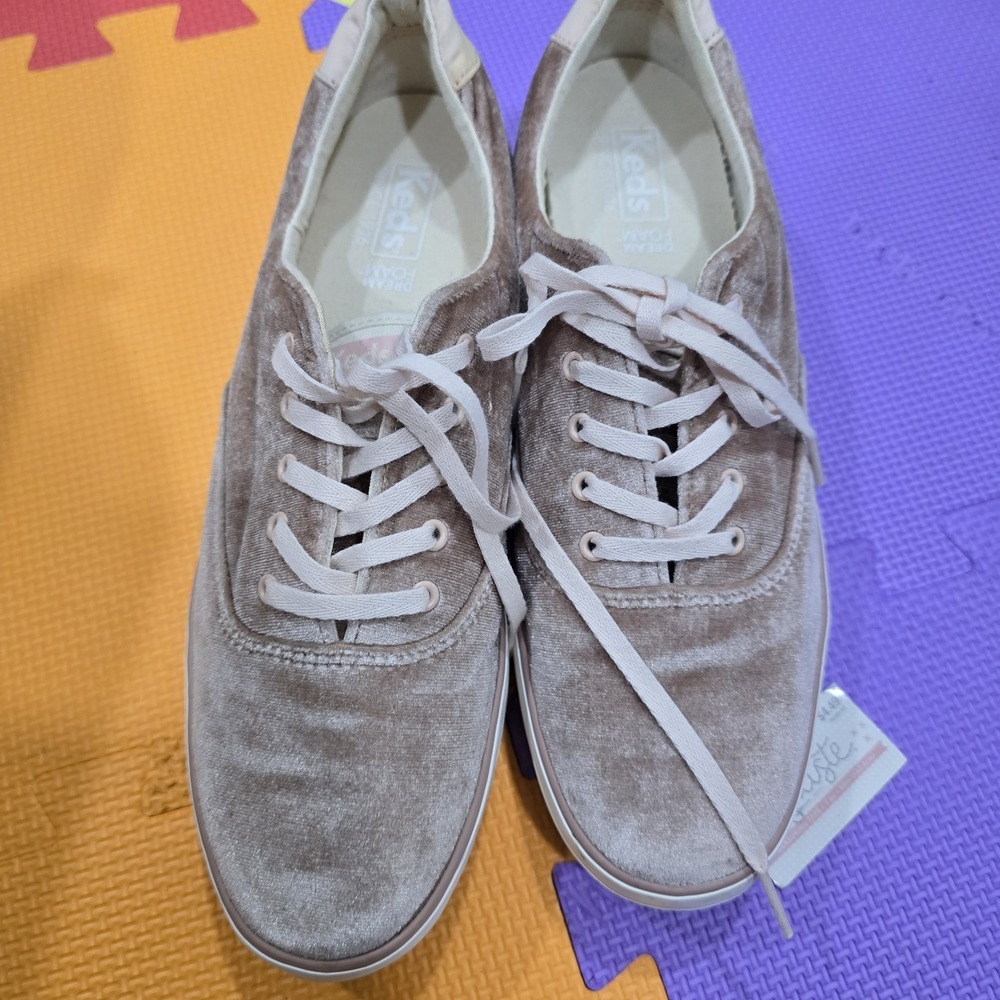 Keds Triple Kick Platform Sneakers Women's 8.5 Mauve Pink Velvet WF59995 - Picture 2 of 11